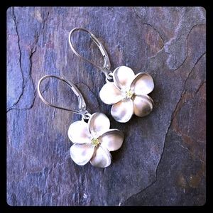 Beautiful Plumeria earrings with peridot stones!